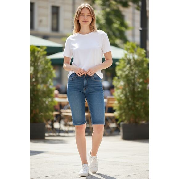 Tommy Hilfiger Jean Shorts Women size 4 - Picture 1 of 5